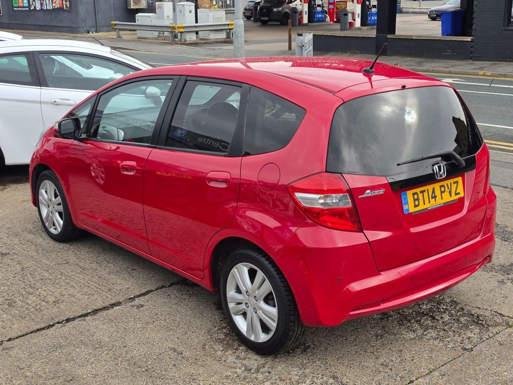 2014 Honda Jazz — image 17