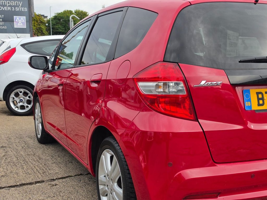 2014 Honda Jazz — image 18