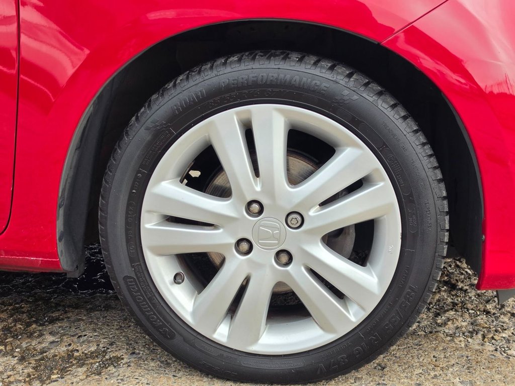 2014 Honda Jazz — image 21