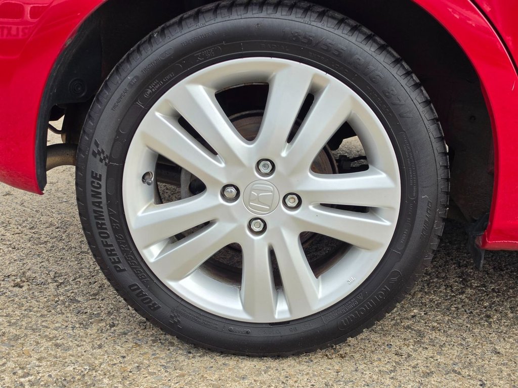 2014 Honda Jazz — image 22
