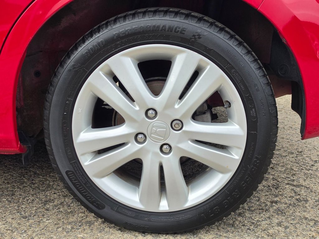 2014 Honda Jazz — image 23