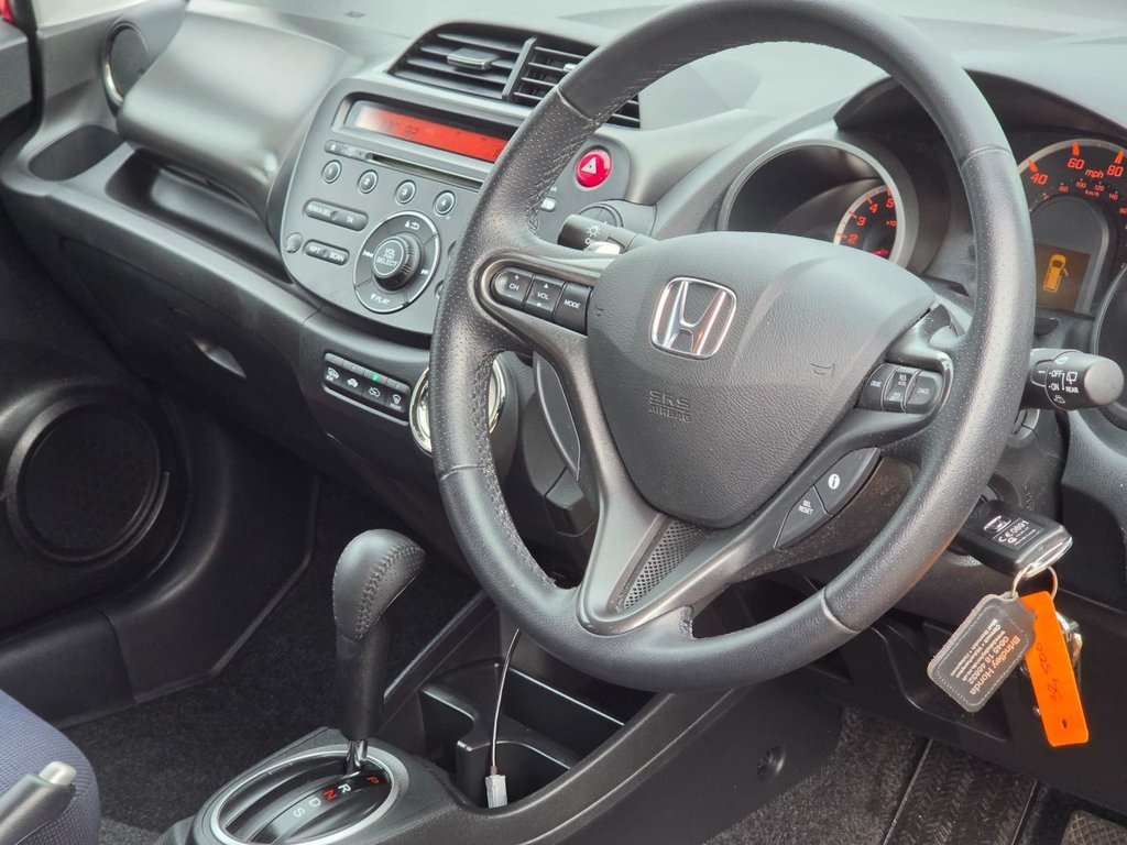 2014 Honda Jazz — image 28