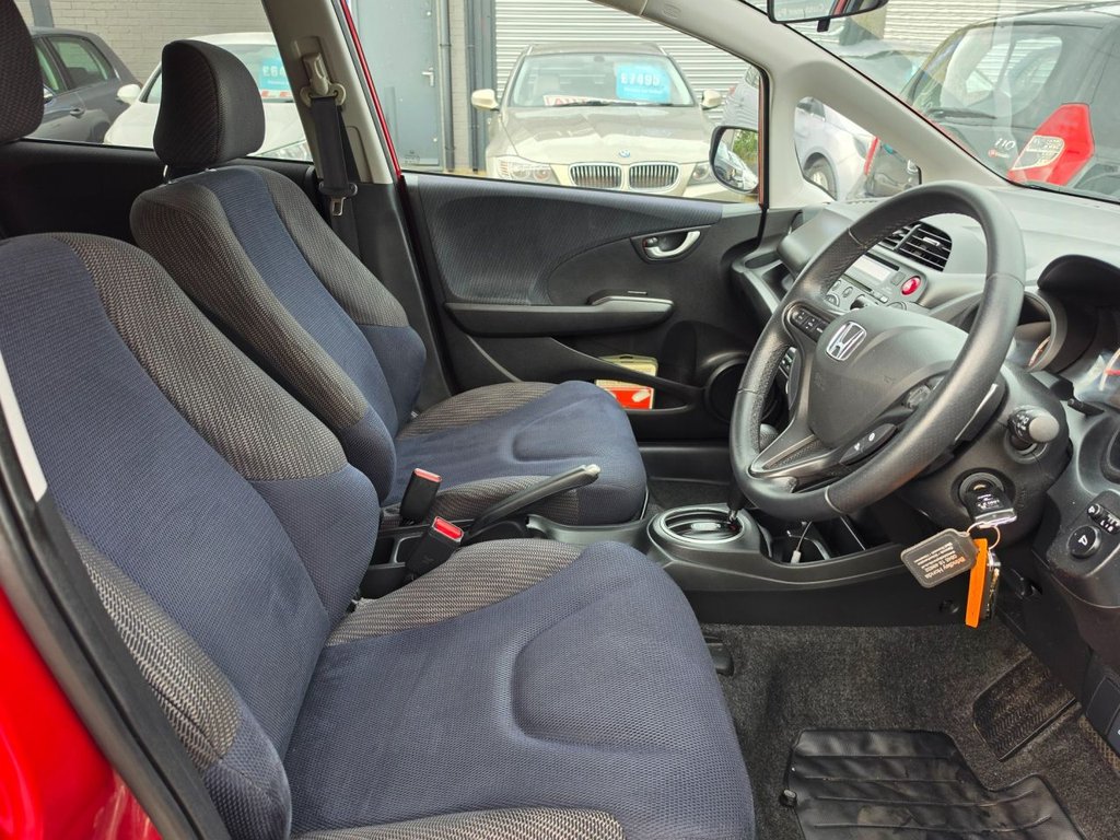 2014 Honda Jazz — image 29