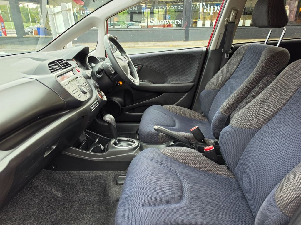 2014 Honda Jazz — image 32