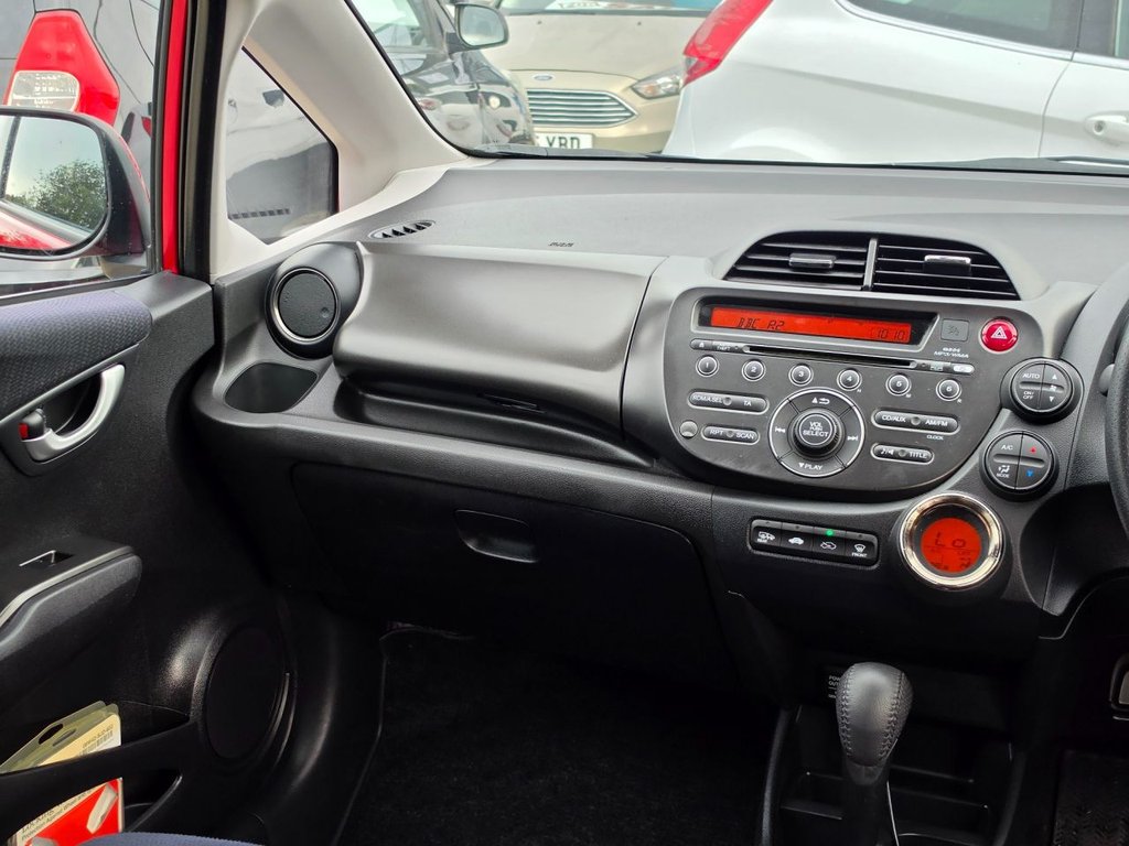 2014 Honda Jazz — image 43