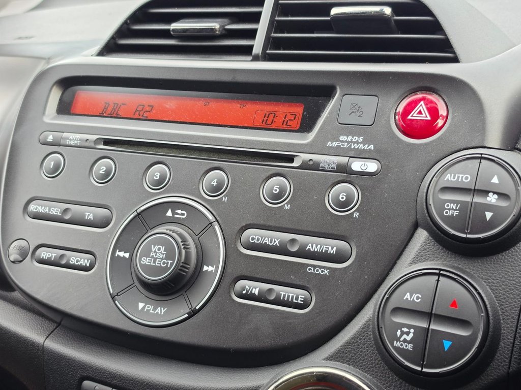 2014 Honda Jazz — image 53