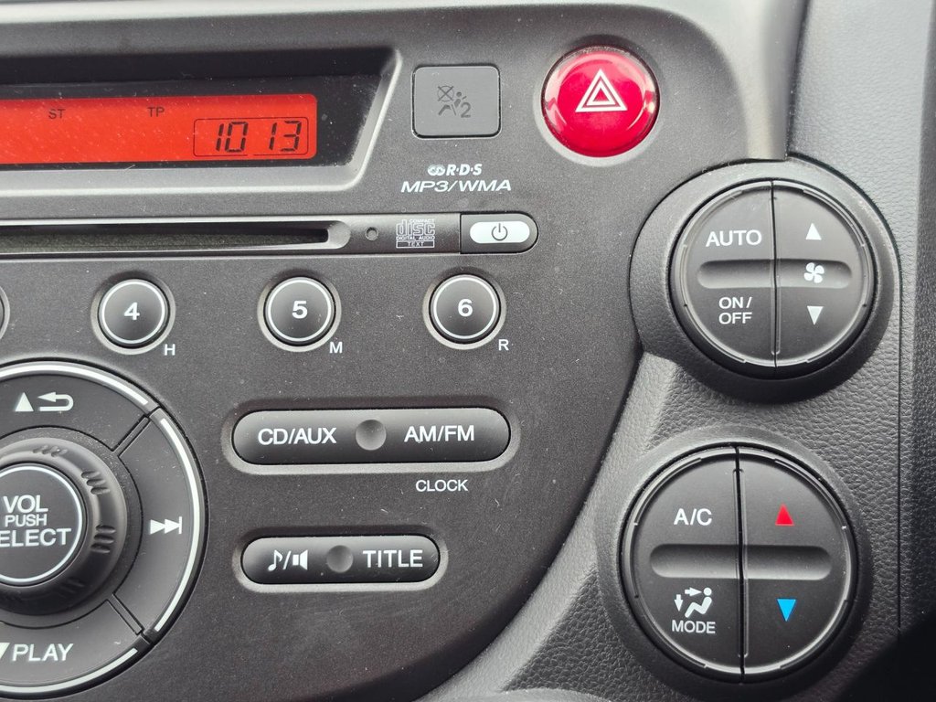 2014 Honda Jazz — image 56