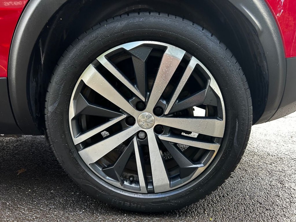 2017 Peugeot 3008 — image 20