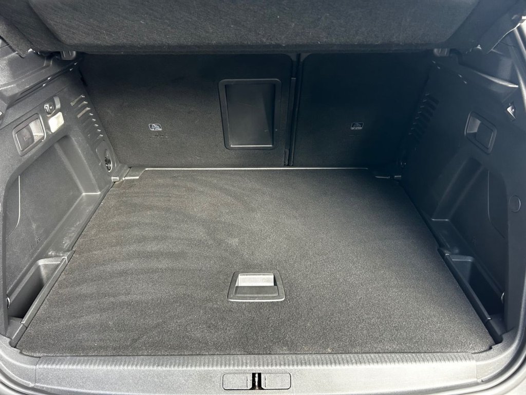 2017 Peugeot 3008 — image 22