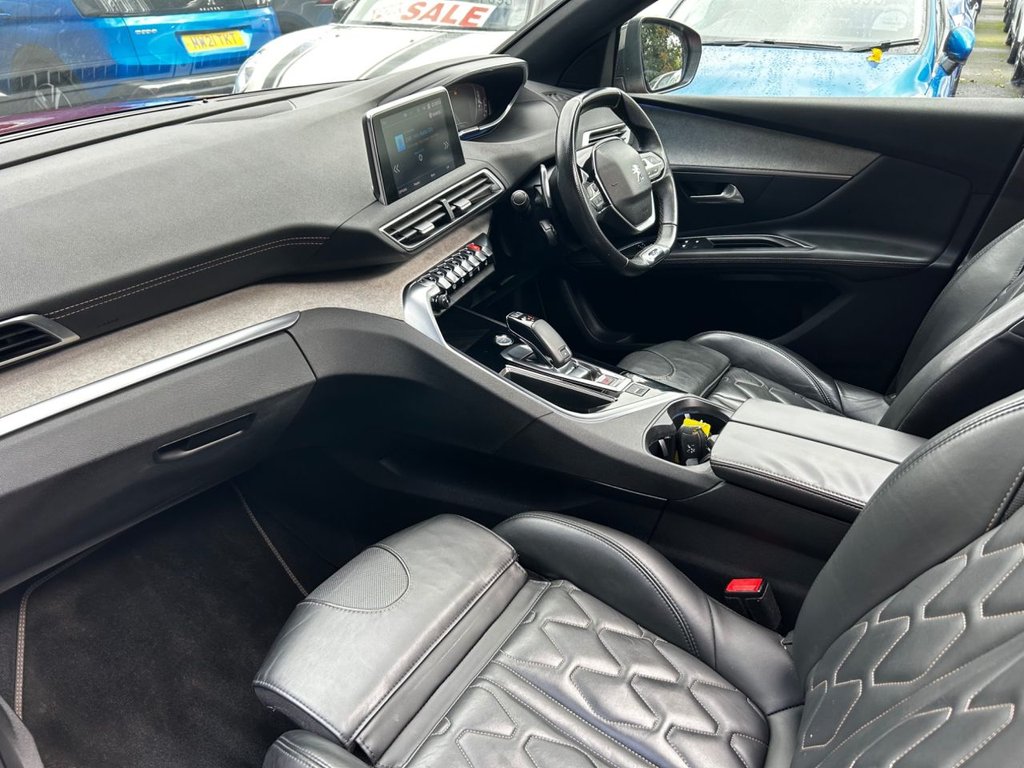 2017 Peugeot 3008 — image 25