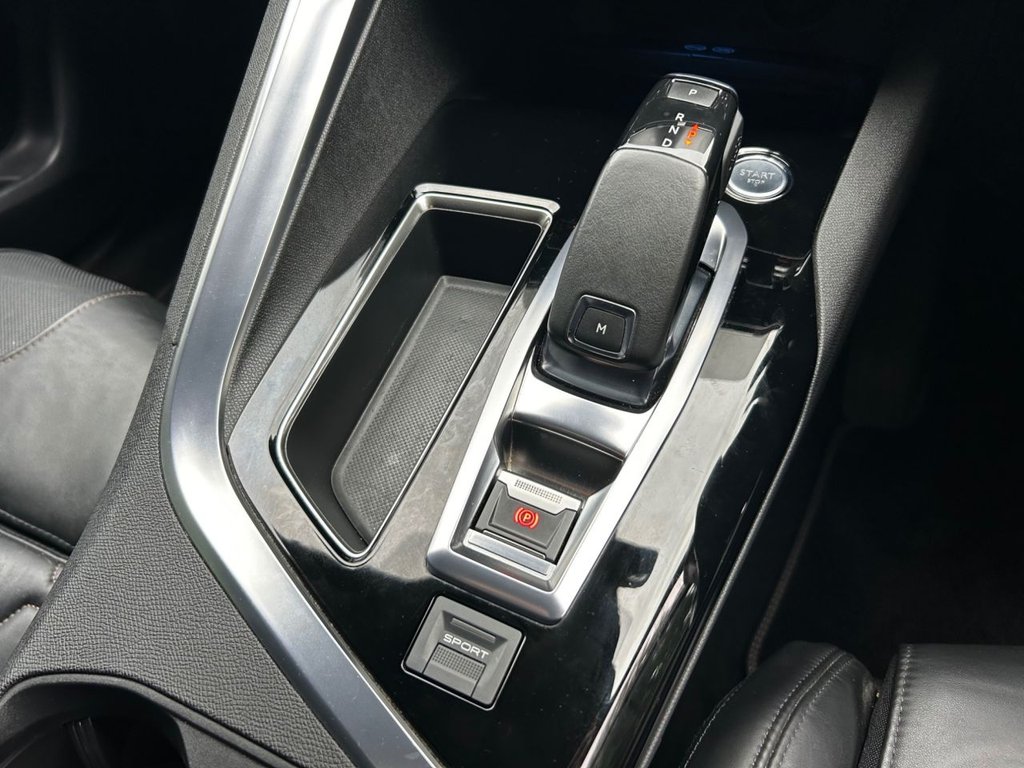 2017 Peugeot 3008 — image 56