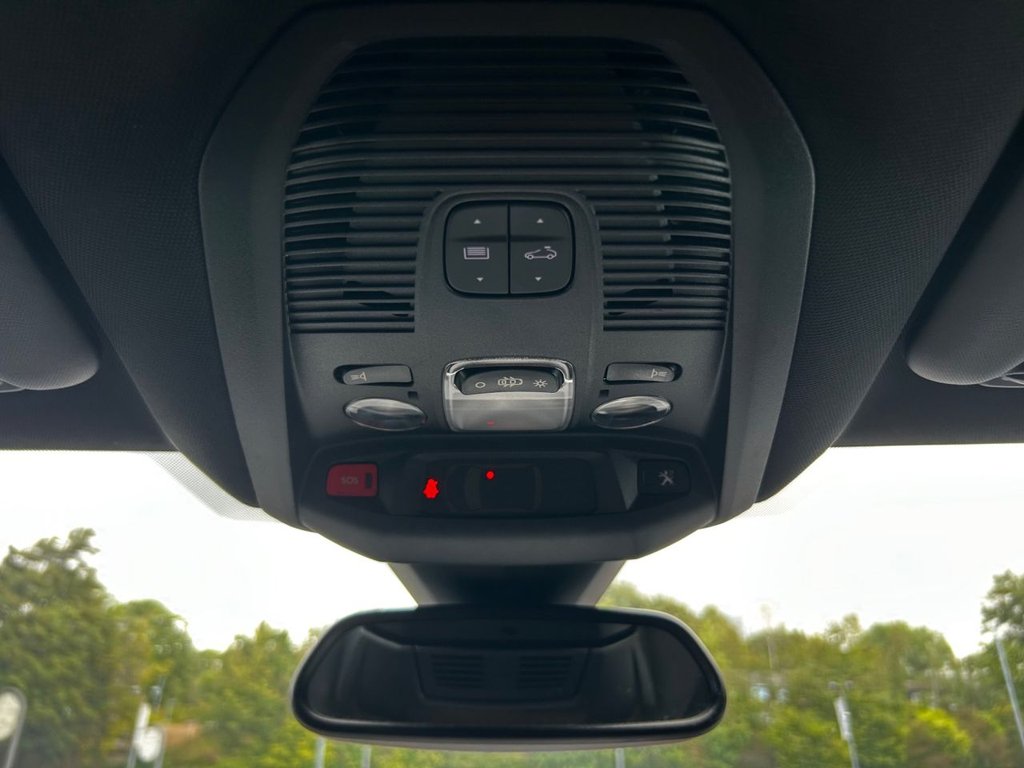 2017 Peugeot 3008 — image 59