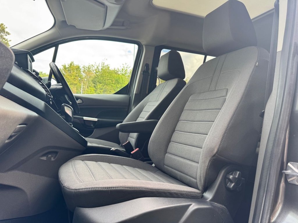 2020 Ford Grand Tourneo Connect — image 19