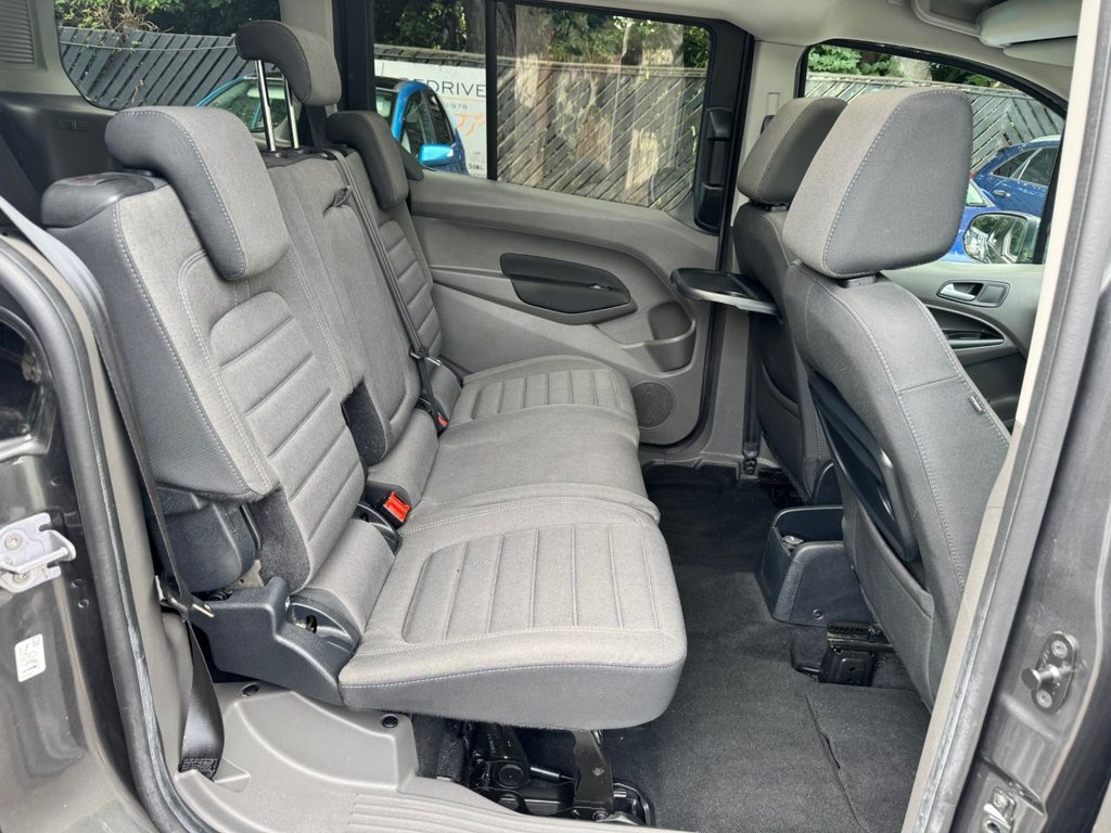 2020 Ford Grand Tourneo Connect — image 33