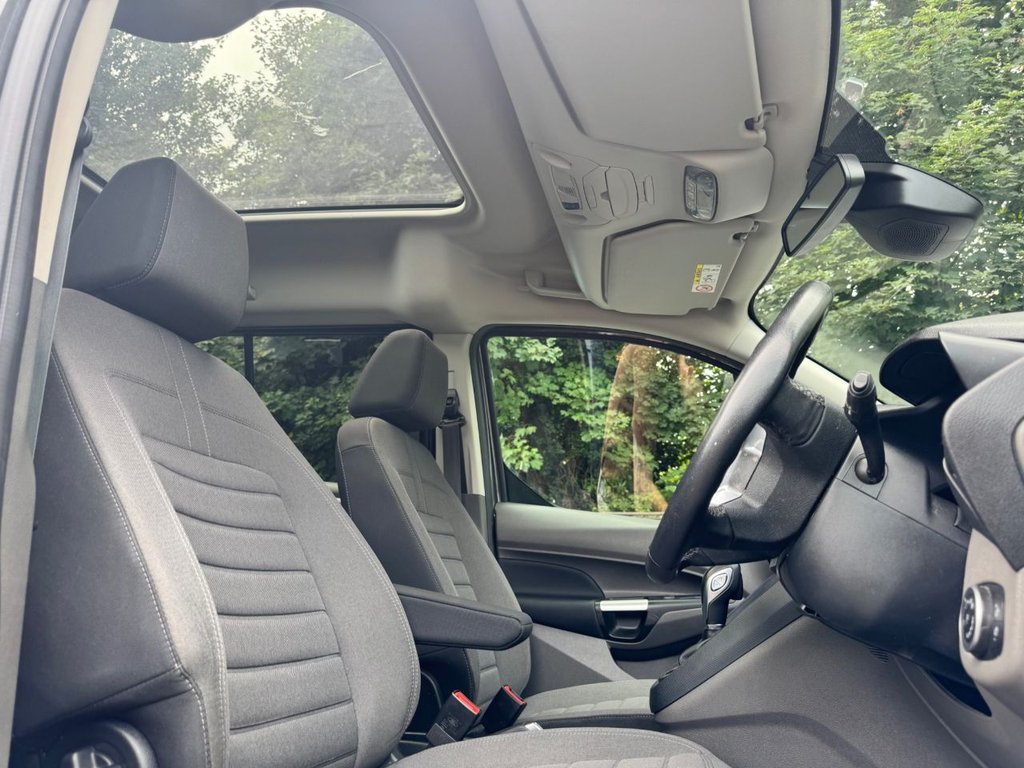 2020 Ford Grand Tourneo Connect — image 35