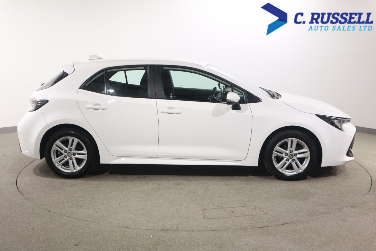 2022 TOYOTA COROLLA 1.8 VVT-h Icon Hatchback 5dr Petrol Hybrid CVT Euro 6 (s/s) (140 ps) - vehicle photo 8 for sale on PureCar