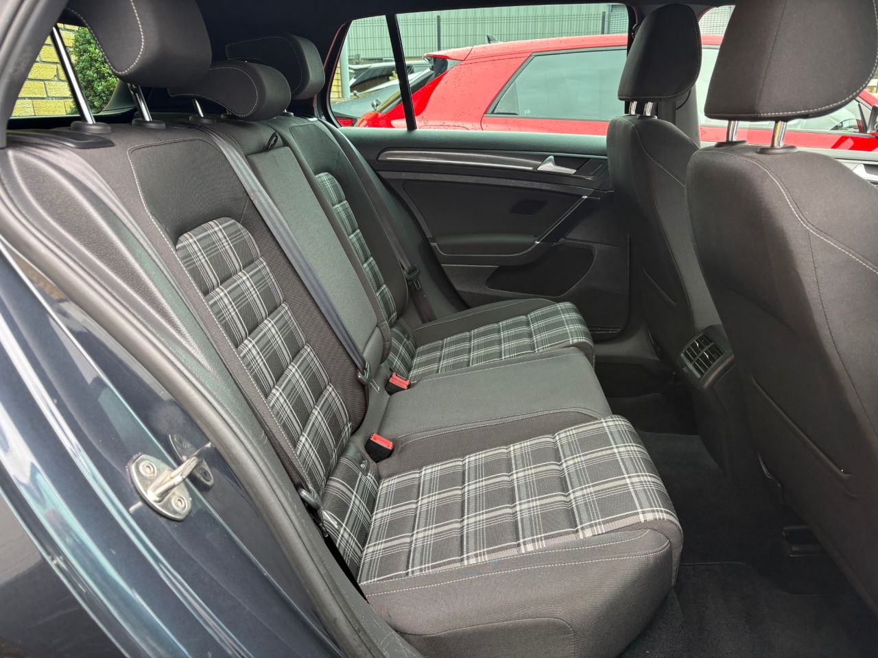 2019 VOLKSWAGEN GOLF 2.0 TDI GTD Hatchback 5dr Diesel DSG Euro 6 (s/s) (184 ps) - vehicle photo 12 for sale on PureCar