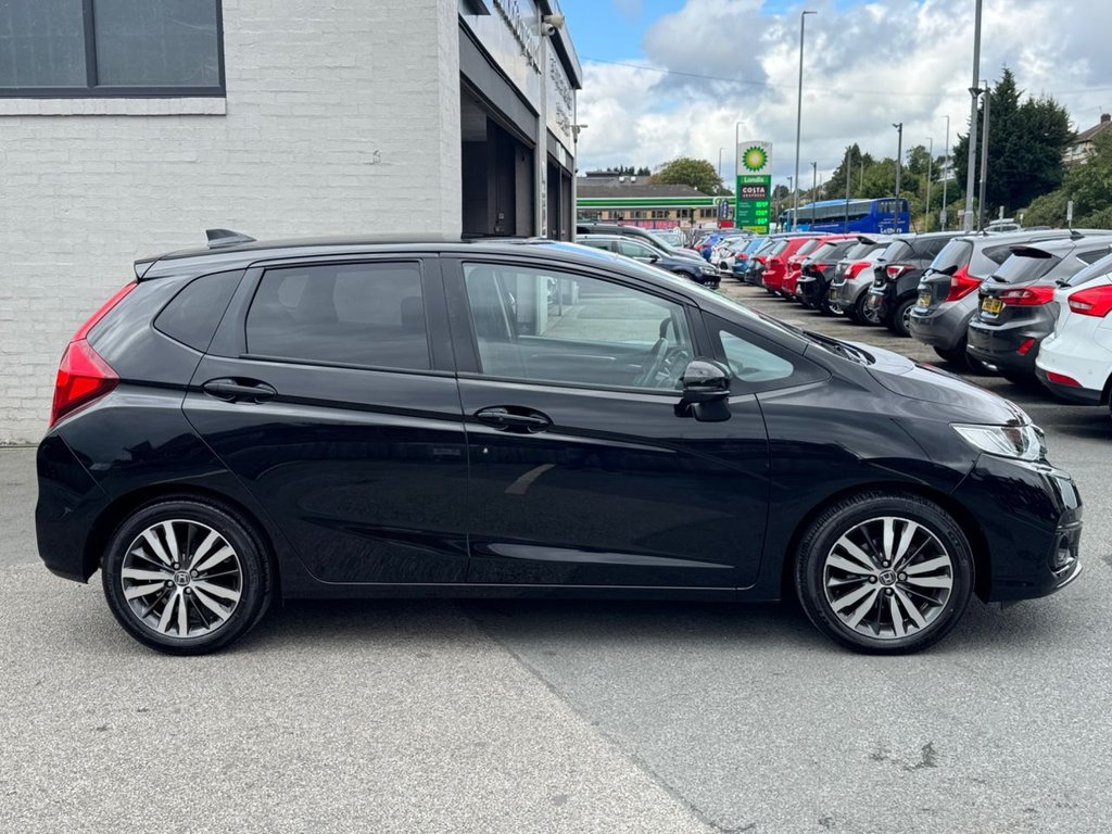 2018 Honda Jazz — image 2