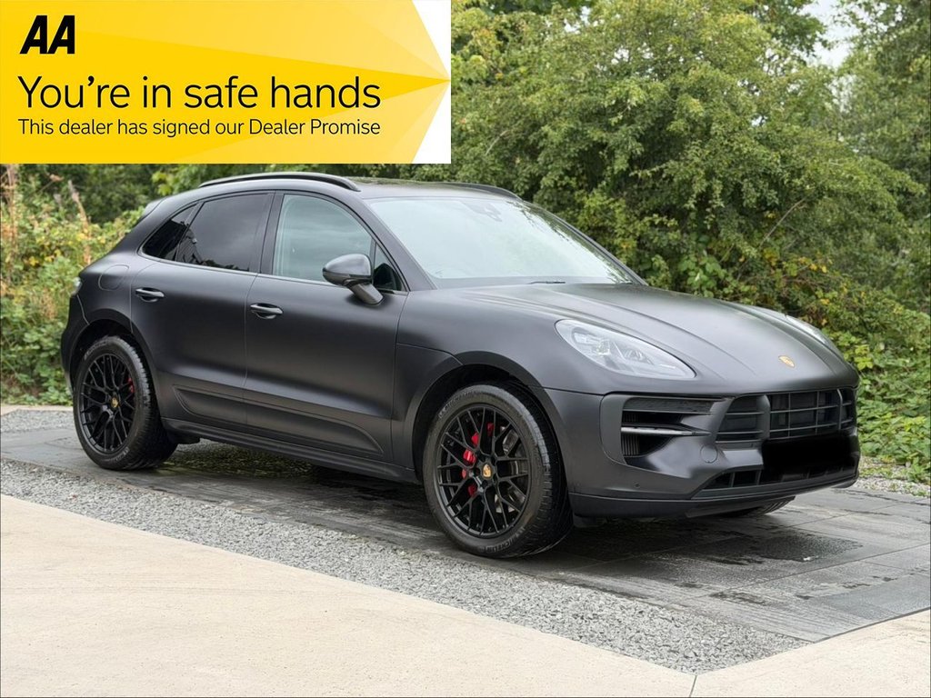 2021 Porsche MACAN