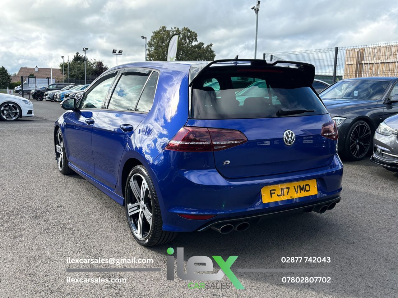 2017 VOLKSWAGEN GOLF 2.0 TSI R Hatchback 5dr Petrol DSG 4Motion Euro 6 (s/s) (310 ps) 306BHP | D - vehicle photo 6 for sale on PureCar