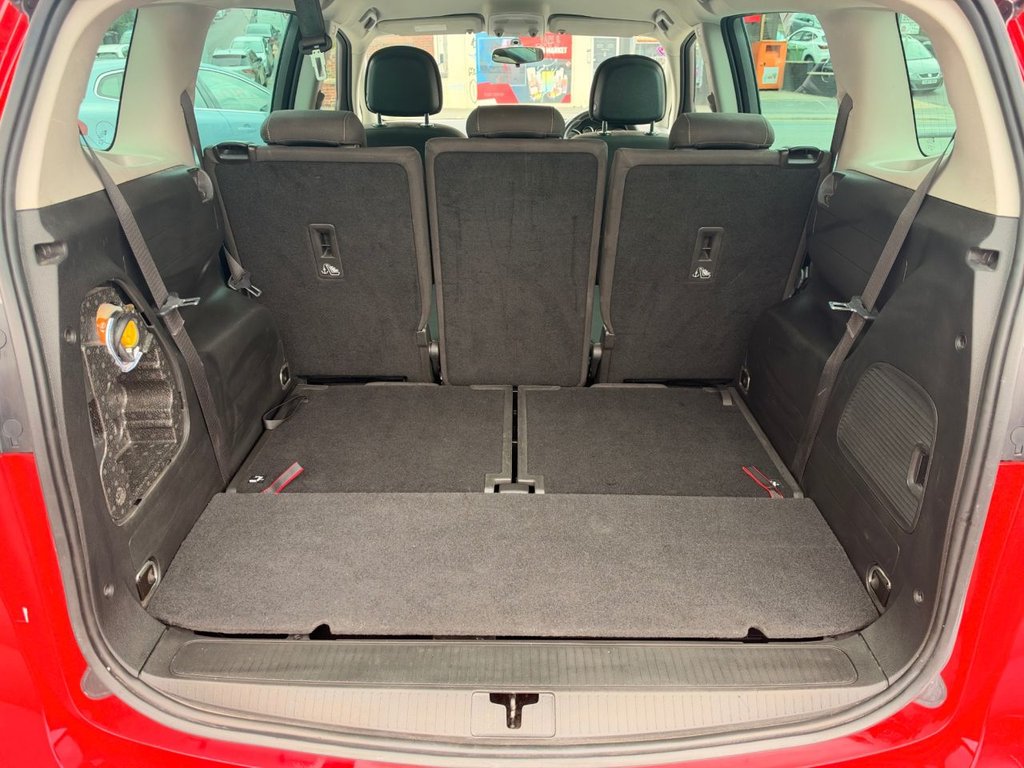 2015 Vauxhall Zafira Tourer — image 18