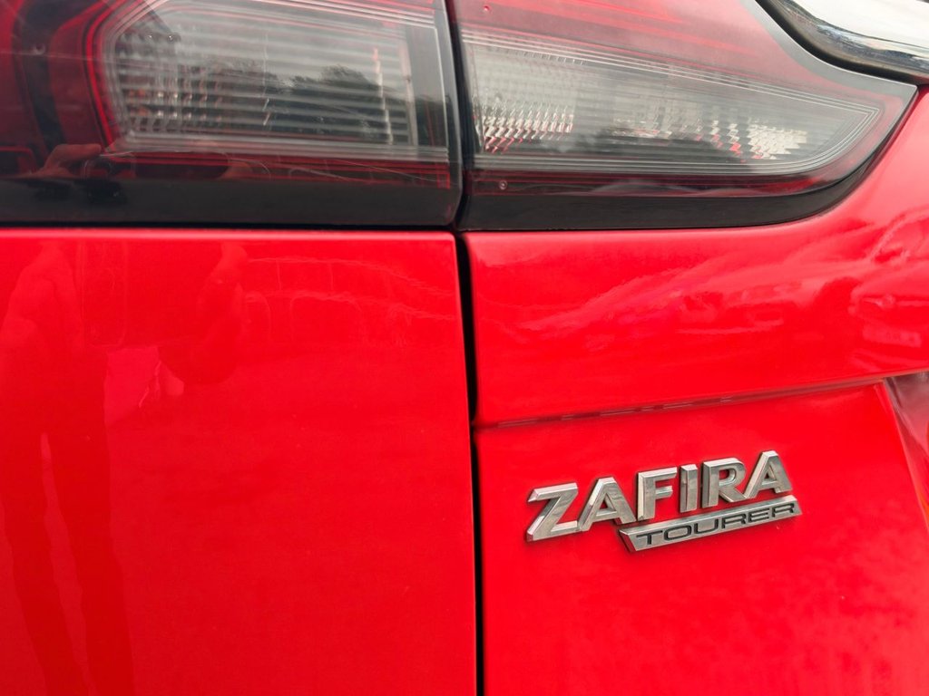 2015 Vauxhall Zafira Tourer — image 19