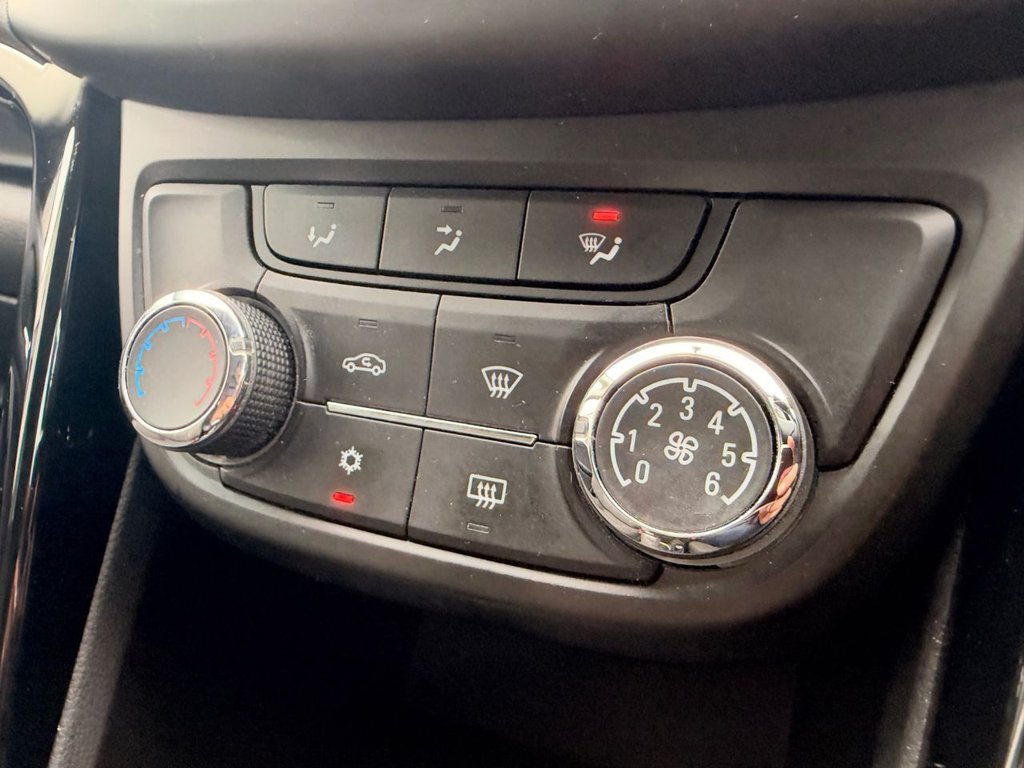 2015 Vauxhall Zafira Tourer — image 42