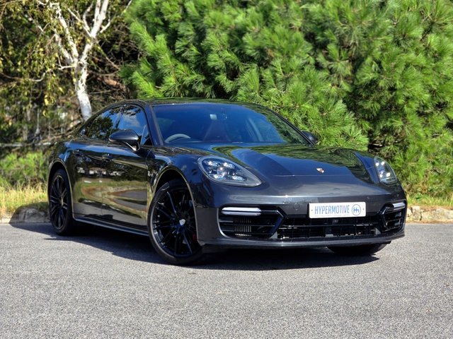 2017 Porsche Panamera
