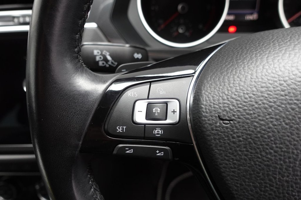2019 Volkswagen Tiguan — image 22