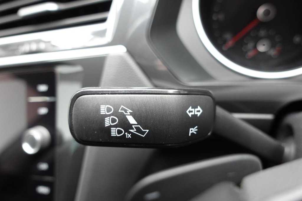 2019 Volkswagen Tiguan — image 24