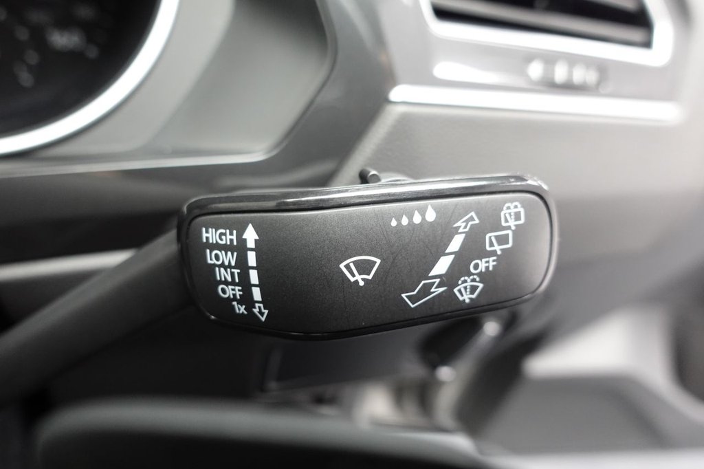 2019 Volkswagen Tiguan — image 25