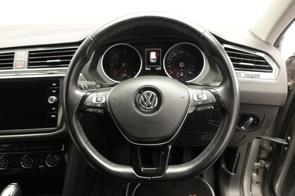 2019 Volkswagen Tiguan — image 21