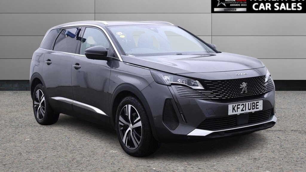 2021 Peugeot 5008 exterior view