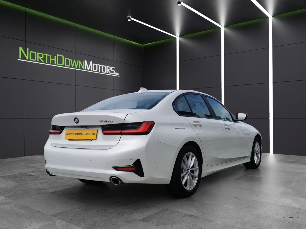 2020 BMW 3 SERIES 2.0 330e 12kWh SE Pro Saloon 4dr Petrol Plug-in Hybrid Auto Euro 6 (s/s) (2 - vehicle photo 6 for sale on PureCar