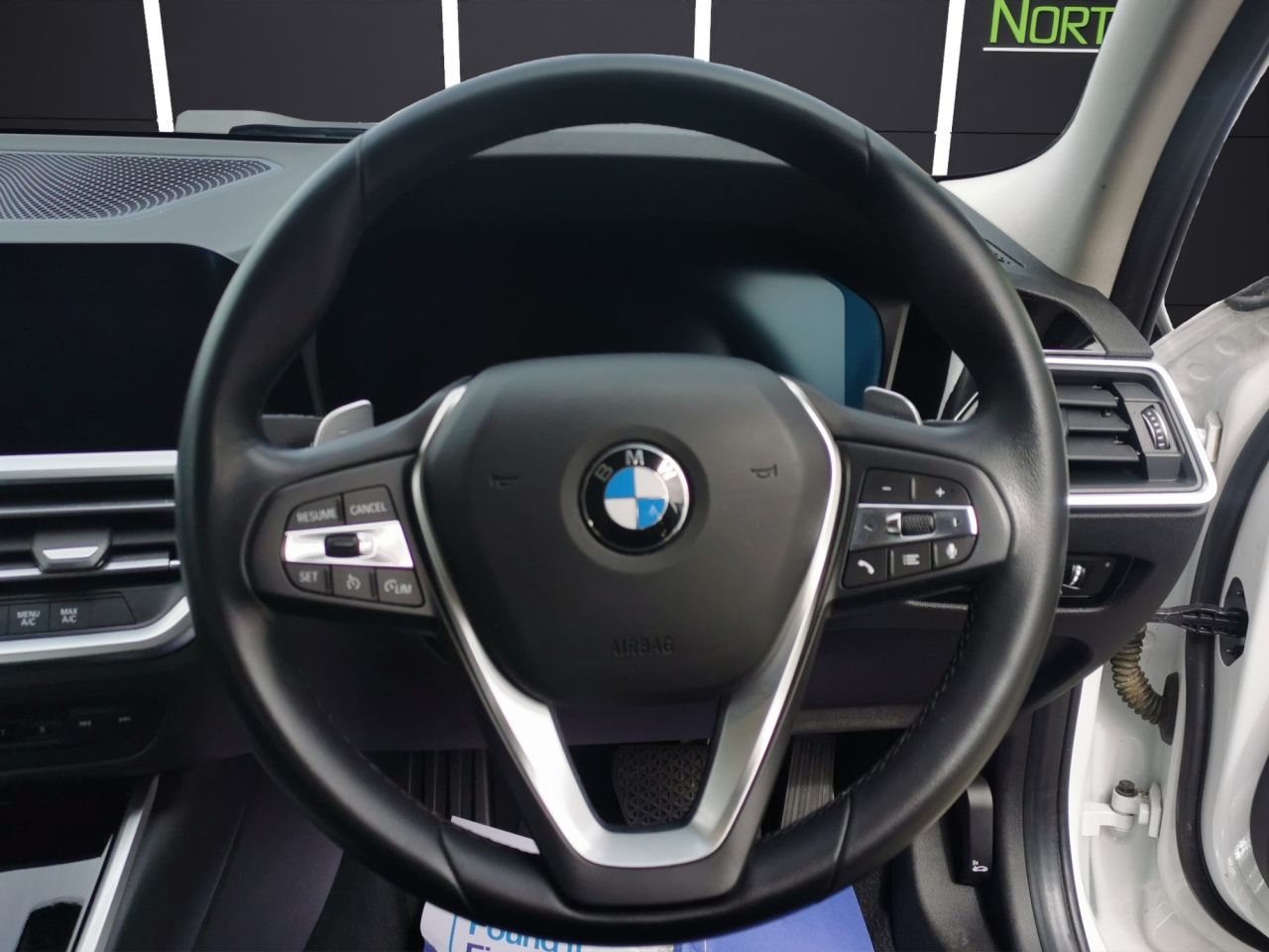 2020 BMW 3 SERIES 2.0 330e 12kWh SE Pro Saloon 4dr Petrol Plug-in Hybrid Auto Euro 6 (s/s) (2 - vehicle photo 10 for sale on PureCar