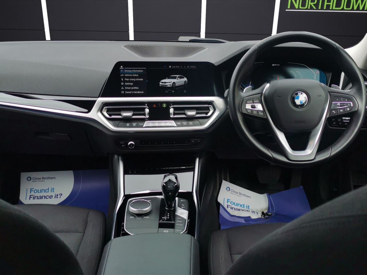 2020 BMW 3 SERIES 2.0 330e 12kWh SE Pro Saloon 4dr Petrol Plug-in Hybrid Auto Euro 6 (s/s) (2 - vehicle photo 14 for sale on PureCar