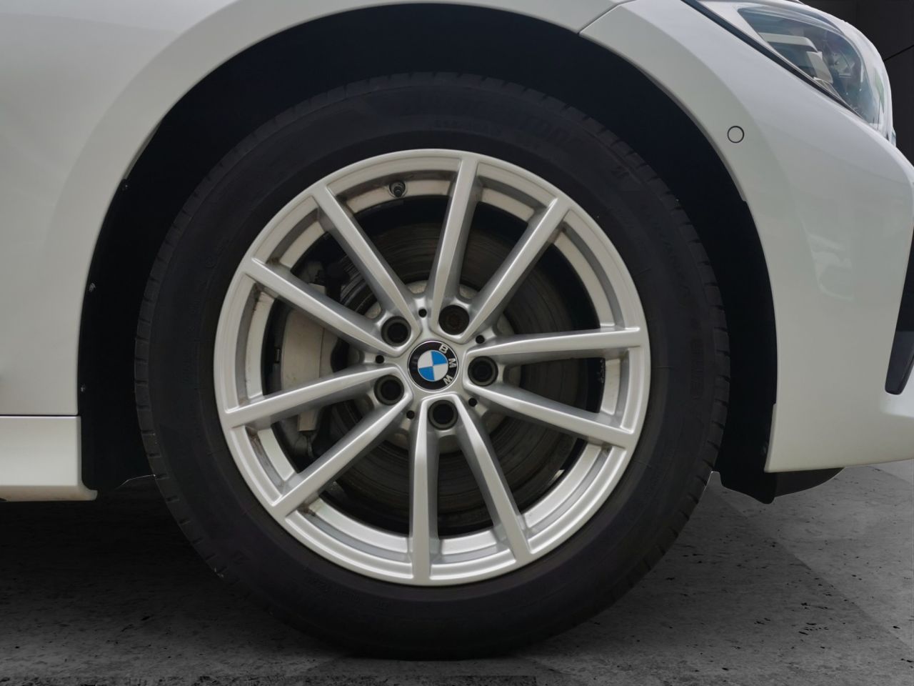 2020 BMW 3 SERIES 2.0 330e 12kWh SE Pro Saloon 4dr Petrol Plug-in Hybrid Auto Euro 6 (s/s) (2 - vehicle photo 21 for sale on PureCar