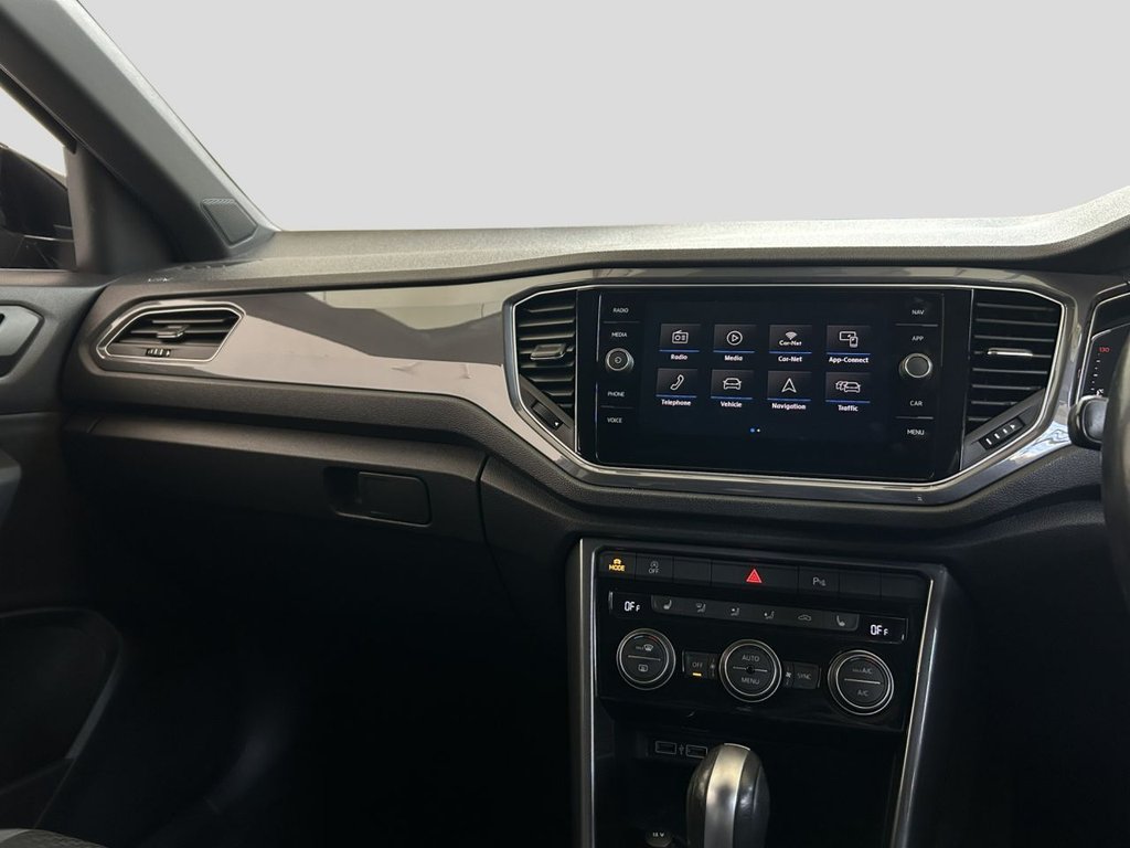2020 Volkswagen T-Roc — image 14