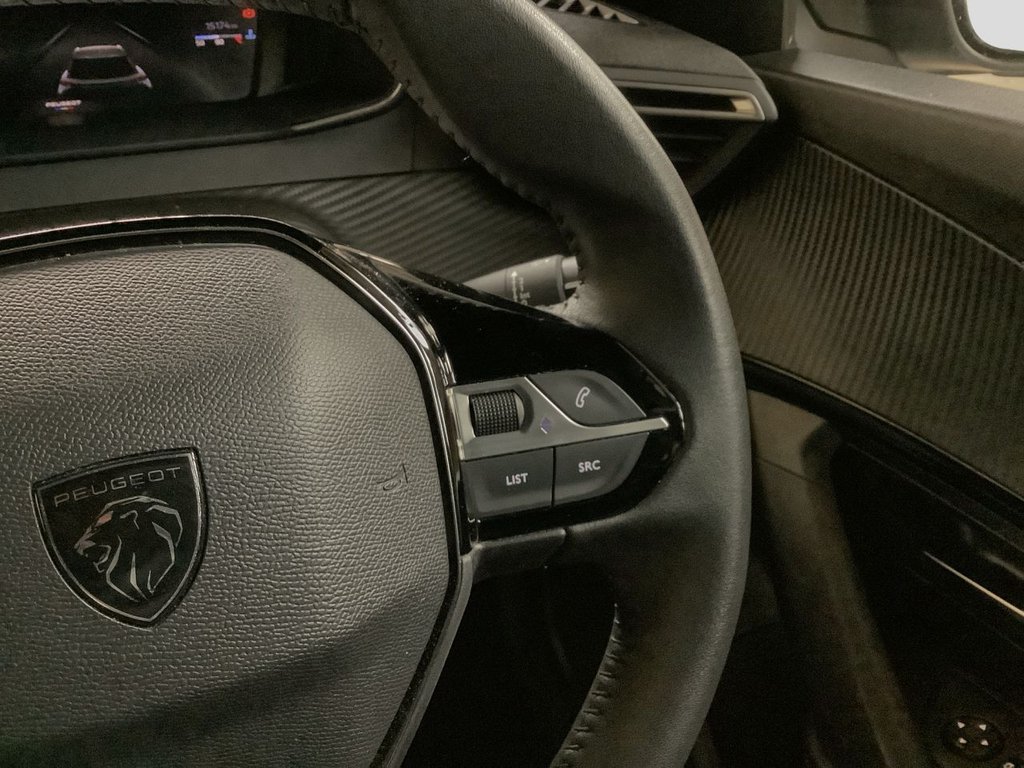 2025 Peugeot 2008 — image 10