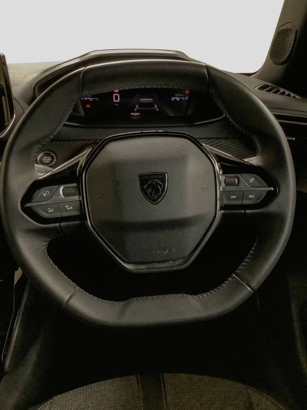 2025 Peugeot 2008 — image 7