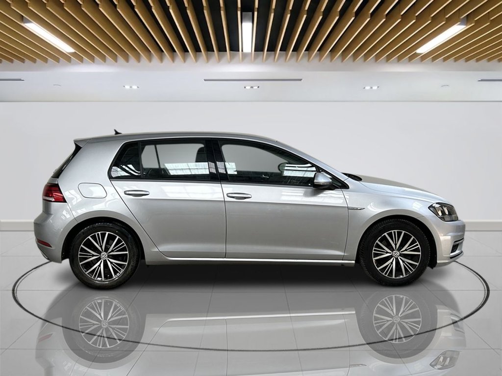 2018 Volkswagen Golf — image 5