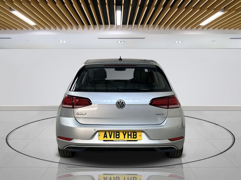 2018 Volkswagen Golf — image 3