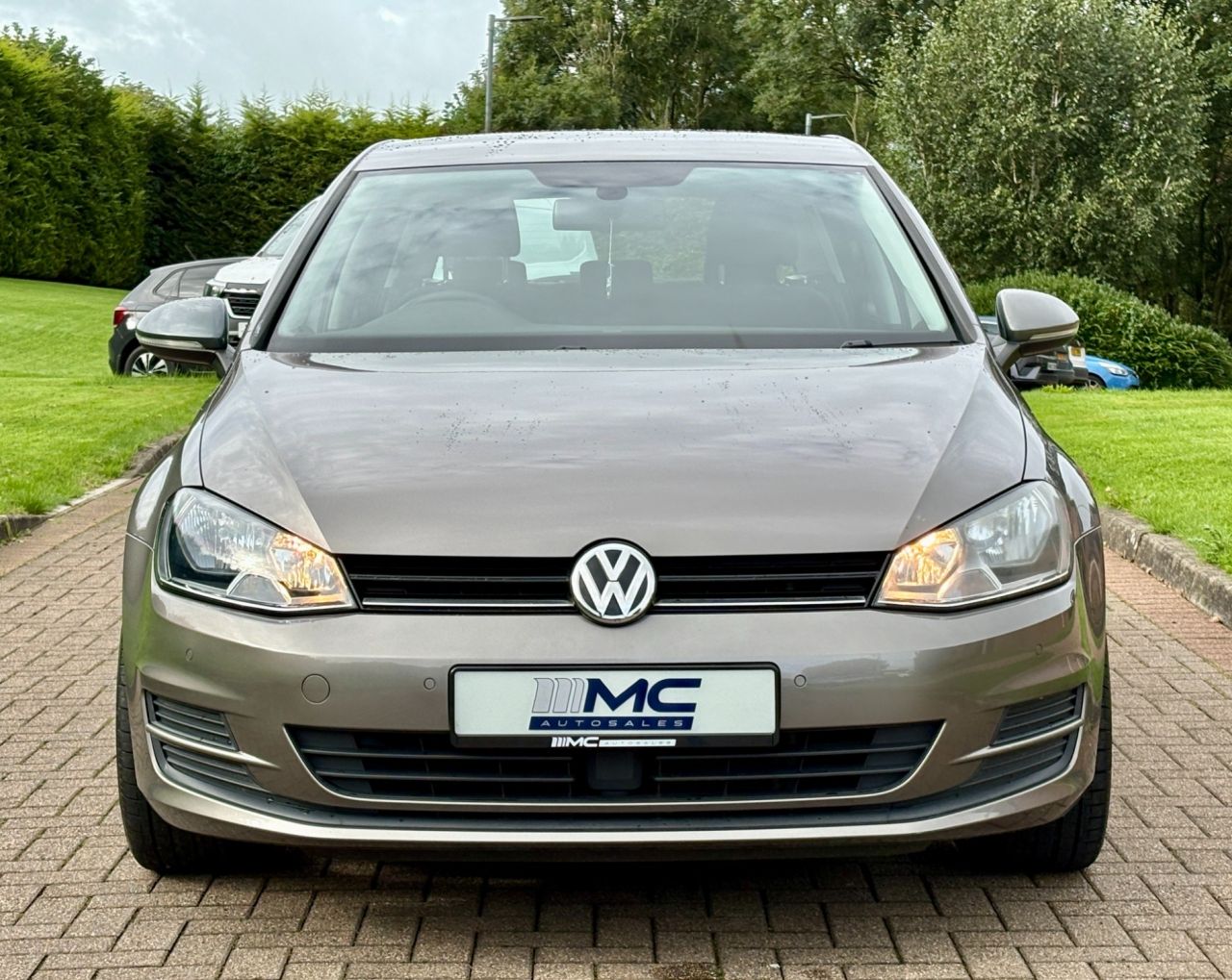 2014 VOLKSWAGEN GOLF 1.6 TDI BlueMotion Tech SE Hatchback 5dr Diesel Manual Euro 5 (s/s) (105 ps - vehicle photo 10 for sale on PureCar