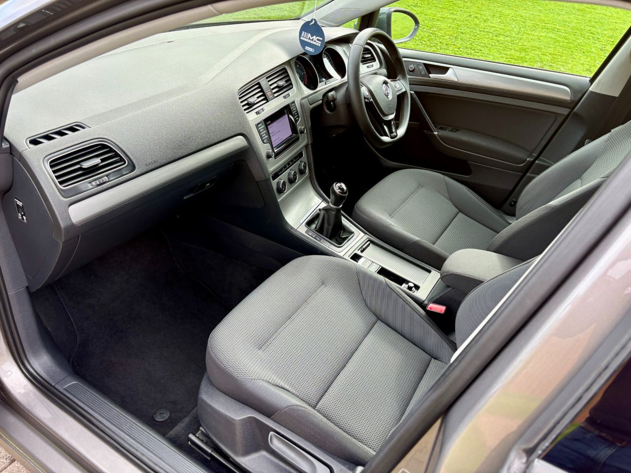 2014 VOLKSWAGEN GOLF 1.6 TDI BlueMotion Tech SE Hatchback 5dr Diesel Manual Euro 5 (s/s) (105 ps - vehicle photo 11 for sale on PureCar