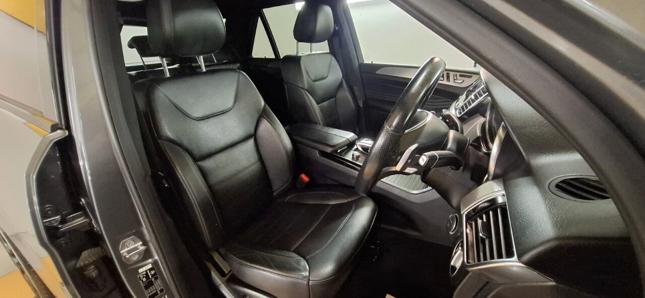 2018 MERCEDES GLE 2.1 GLE250d AMG Night Edition SUV 5dr Diesel G-Tronic 4MATIC Euro 6 (s/s) ( - vehicle photo 18 for sale on PureCar