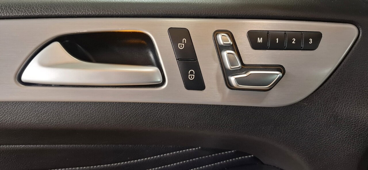 2018 MERCEDES GLE 2.1 GLE250d AMG Night Edition SUV 5dr Diesel G-Tronic 4MATIC Euro 6 (s/s) ( - vehicle photo 39 for sale on PureCar