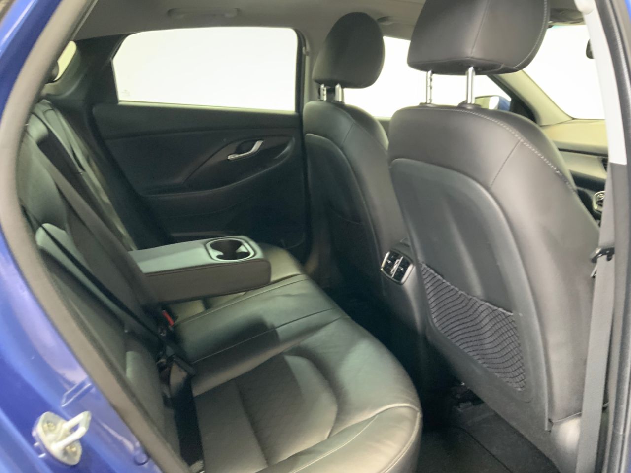 2019 HYUNDAI I30 1.4 T-GDi GPF Premium SE Fastback 5dr Petrol DCT Euro 6 (s/s) (140 ps) - vehicle photo 17 for sale on PureCar