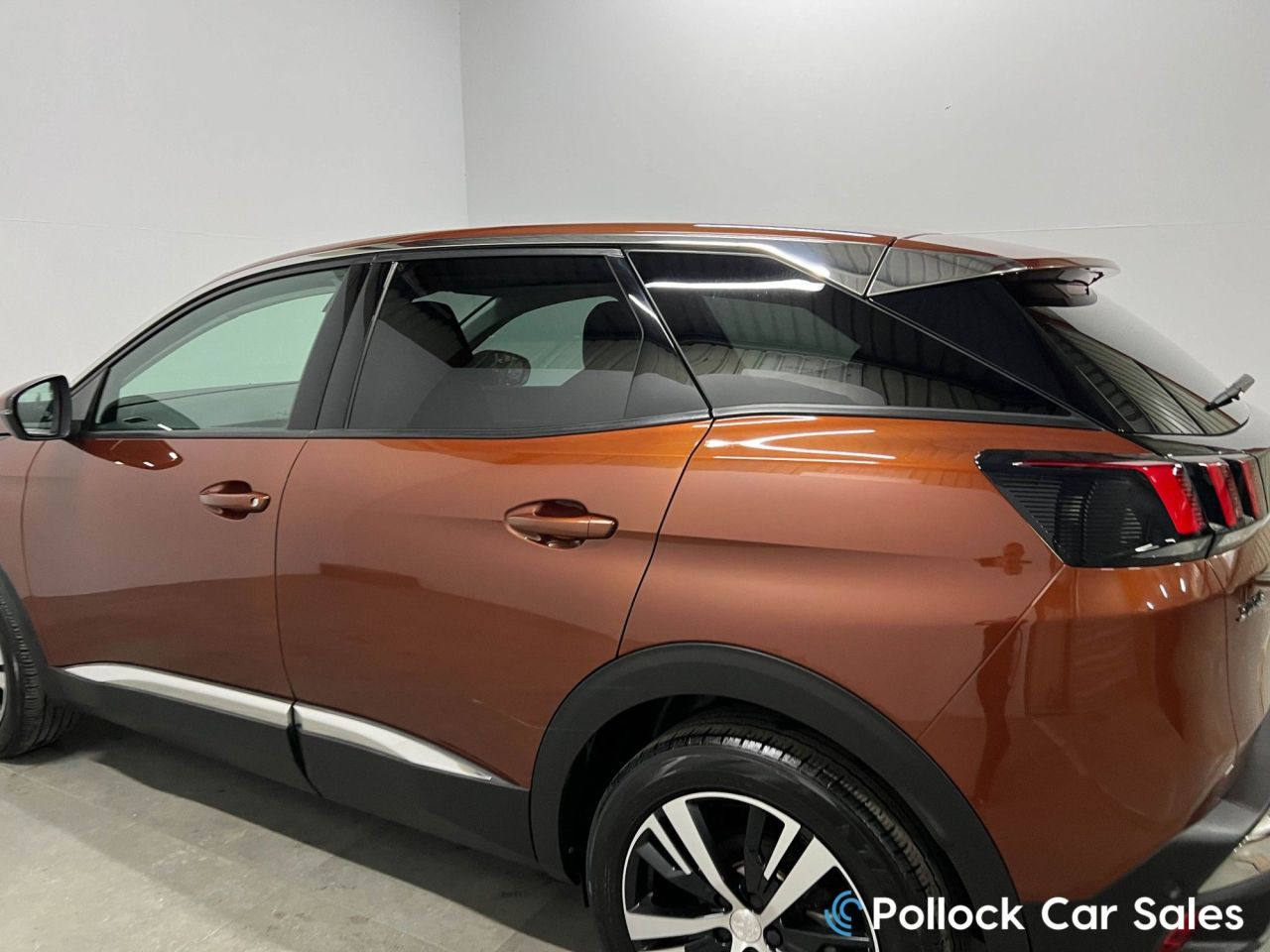 2018 PEUGEOT 1.6 BlueHDi Allure SUV 5dr Diesel Manual Euro 6 (s/s) (120 ps) R Camera,P S - vehicle photo 18 for sale on PureCar