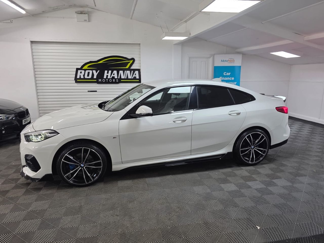2022 BMW 2 SERIES GRAN COUPE 1.5 218i M Sport Saloon 4dr Petrol Manual Euro 6 (s/s) (136 ps) Front and R - vehicle photo 3 for sale on PureCar