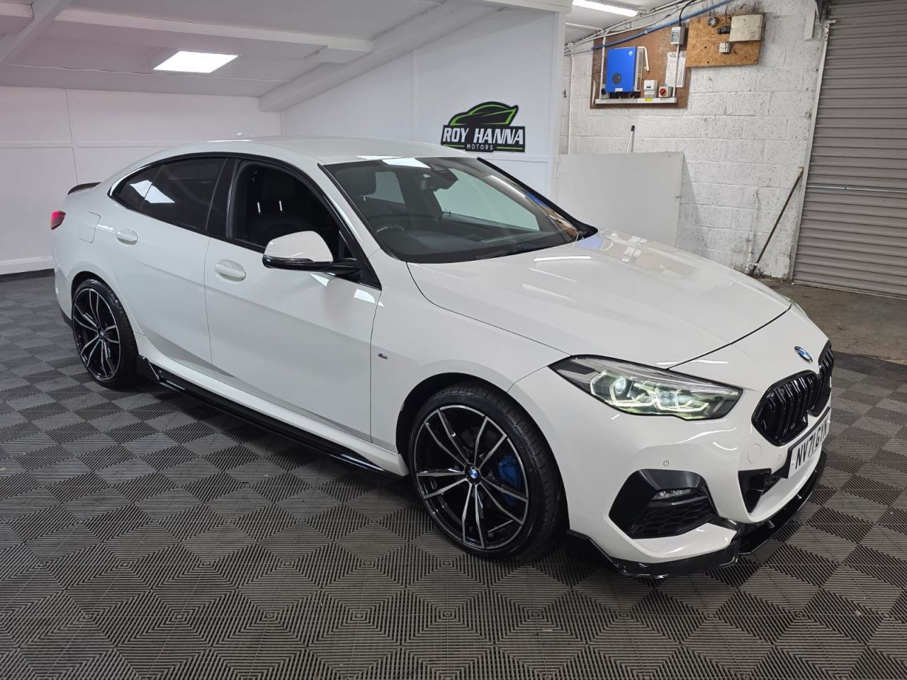 2022 BMW 2 SERIES GRAN COUPE 1.5 218i M Sport Saloon 4dr Petrol Manual Euro 6 (s/s) (136 ps) Front and R - vehicle photo 8 for sale on PureCar